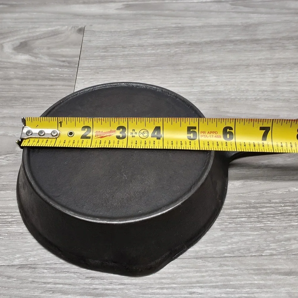 The Unbranded Brand vintage #3